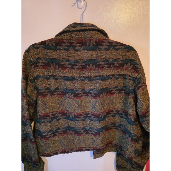 BBJ Los Angeles Aztec Print Knit Snap Cropped women's Jacket SIZE L Trendy - Picture 9 of 11